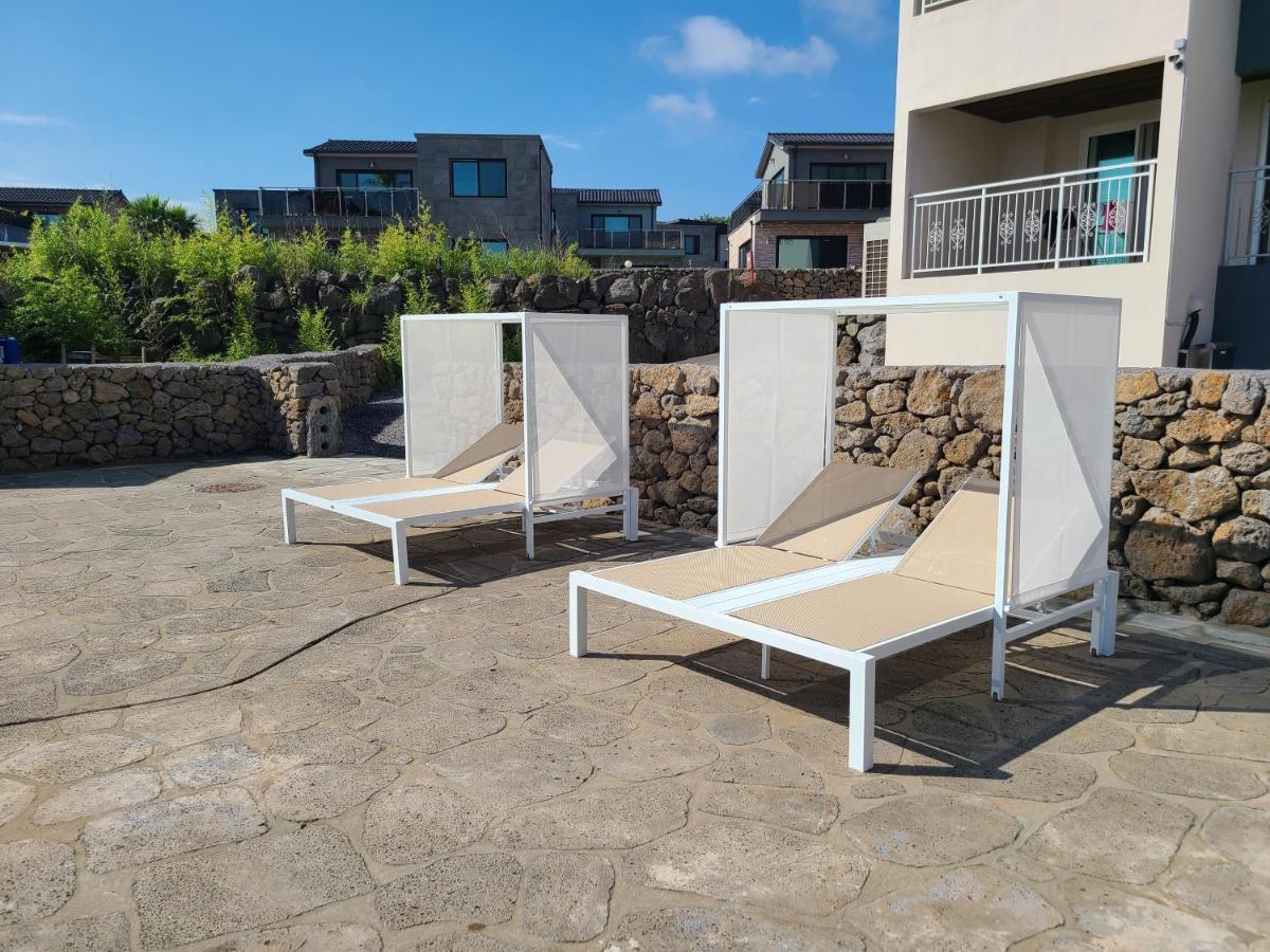Villa De Aewol Jeju Exteriör bild
